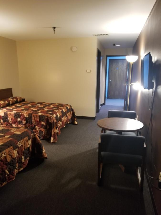 Lafayette Inn Moundsville Esterno foto