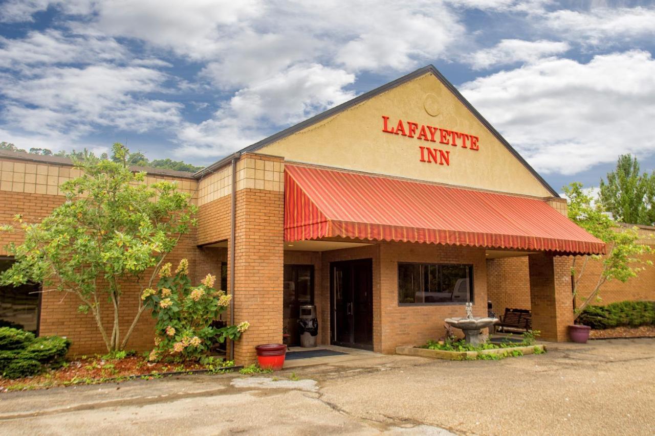 Lafayette Inn Moundsville Esterno foto