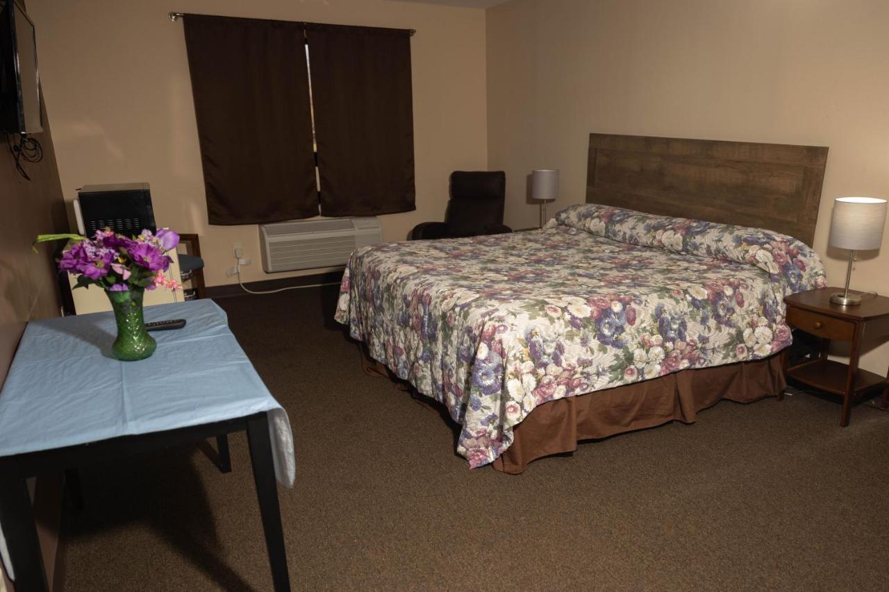 Lafayette Inn Moundsville Esterno foto